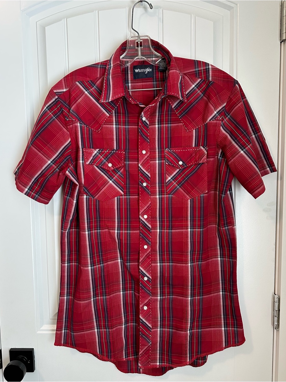 Wrangler Men's Red Short-Sleeve Western Plaid Shirt M/L